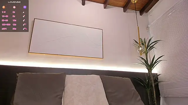 SophieBlake online show from 02.12.25