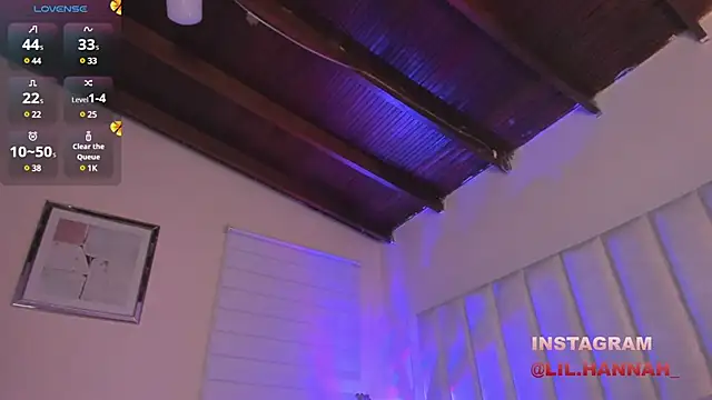 Snapshot of lil_hanna18 chatting on 02.01.25 lil hanna18 online show from 02.01.25