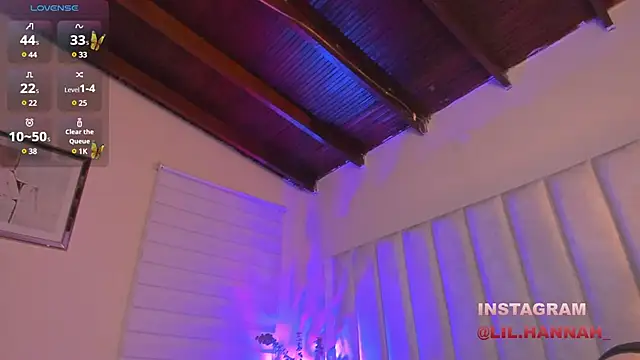 Snapshot of lil_hanna18 chatting on 02.05.25 lil hanna18 online show from 02.05.25