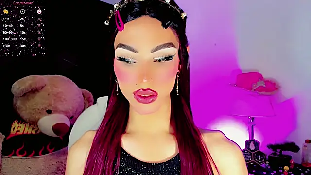 Snapshot of dollswit01 chatting on 03.08.25 dollswit01 online show from 03.08.25