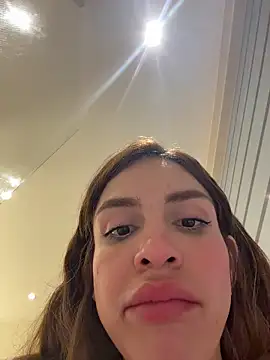 Snapshot of Spoiiiled chatting on 04.05.26 Spoiiiled online show from 04.05.26