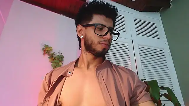 Colby brown03 online show from 11.05.25