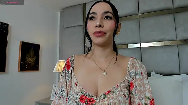 AmbarJensen online show from 01.24.25