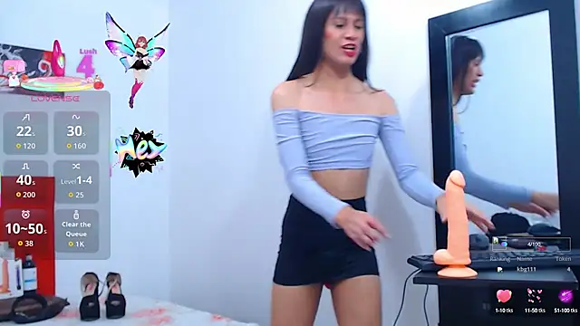 Snapshot of tifaniith chatting on 09.25.25 tifaniith online show from 09.25.25