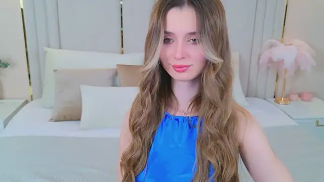 Snapshot of MarybethSnow chatting on 01.13.26 MarybethSnow online show from 01.13.26