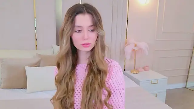 Snapshot of MarybethSnow chatting on 03.04.26 MarybethSnow online show from 03.04.26