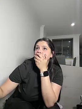 kimberlyhills1 online show from 02.21.25