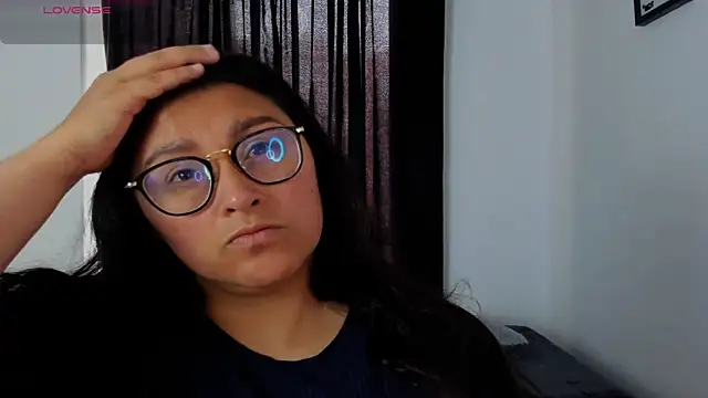 Snapshot of lorymoon chatting on 12.03.24 lorymoon online show from 12.03.24