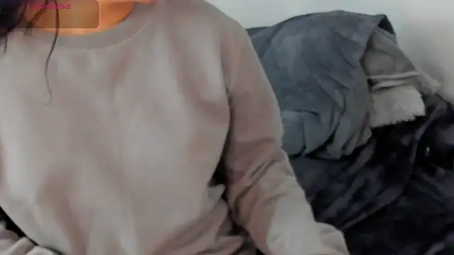 Snapshot of lorymoon chatting on 12.09.24 lorymoon online show from 12.09.24