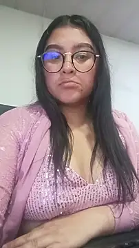 Snapshot of lorymoon chatting on 12.16.25 lorymoon online show from 12.16.25