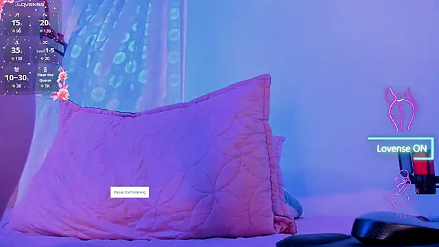 Snapshot of ZaraWest chatting on 02.22.26 ZaraWest online show from 02.22.26