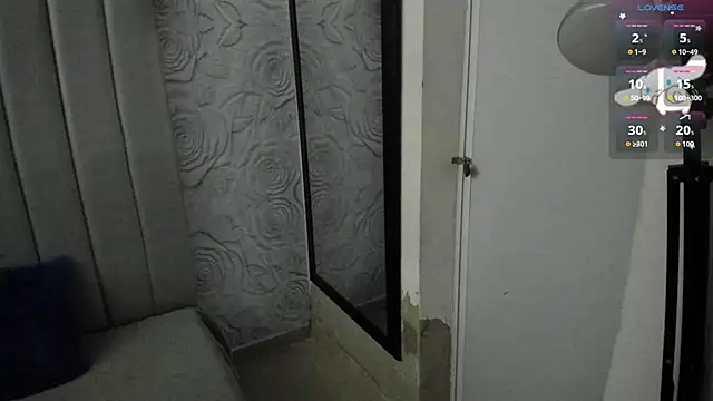 AlexaFoxy18 online show from 06.11.26
