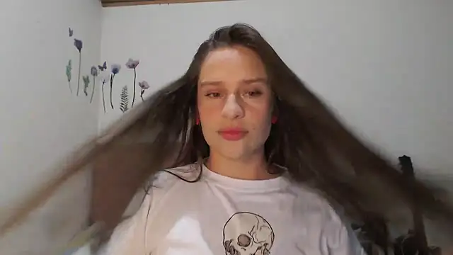 Snapshot of Serenity chatting on 02.27.26 Serenity online show from 02.27.26