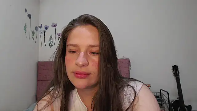 Snapshot of Serenity chatting on 03.30.26 Serenity online show from 03.30.26