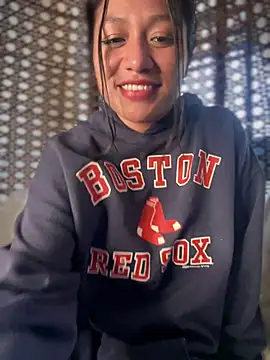 Im Little online show from 02.22.25