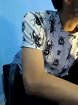 Snapshot of charlesss19 chatting on 02.27.25 charlesss19 online show from 02.27.25