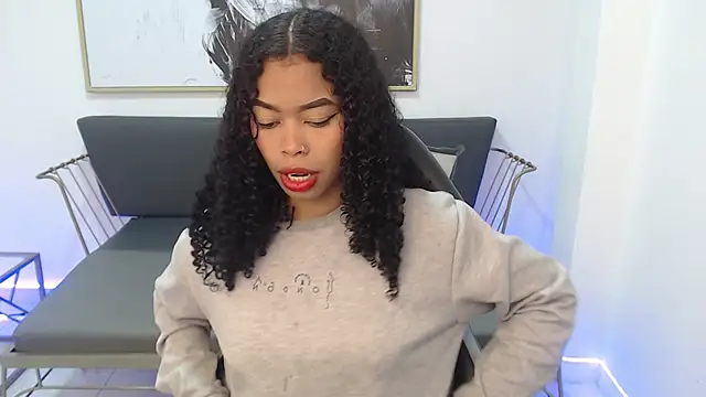 Shenna brunette  online show from 12.22.24