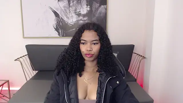 Shenna brunette  online show from 12.26.24