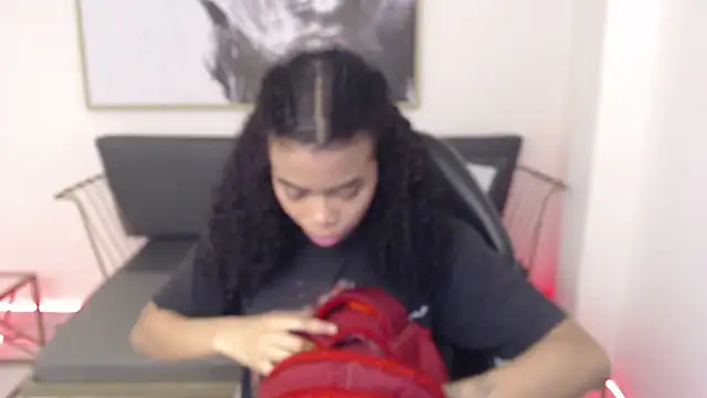 Shenna brunette  online show from 12.27.24