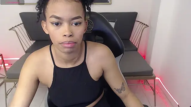 Shenna brunette  online show from 02.18.25