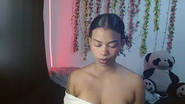 Shenna brunette  online show from 09.22.25