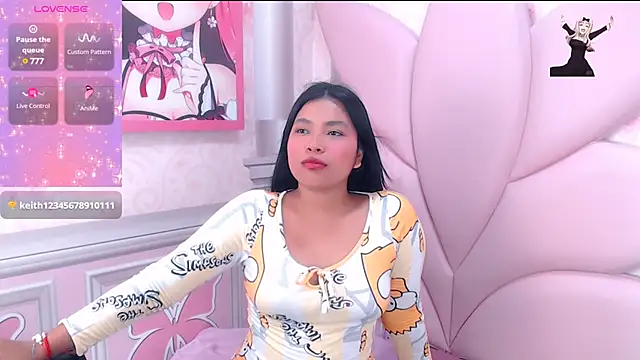 Snapshot of lauren_sofia19 chatting on 12.12.24 lauren sofia19 online show from 12.12.24