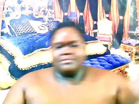 Snapshot of EbonyHotBuns chatting on 03.10.25 EbonyHotBuns online show from 03.10.25