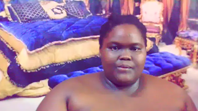 Snapshot of EbonyHotBuns chatting on 03.12.25 EbonyHotBuns online show from 03.12.25