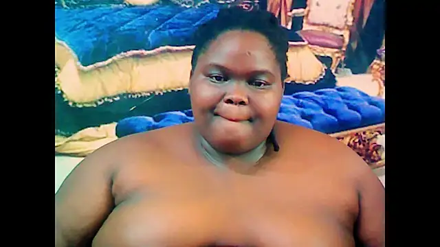 Snapshot of EbonyHotBuns chatting on 03.15.25 EbonyHotBuns online show from 03.15.25