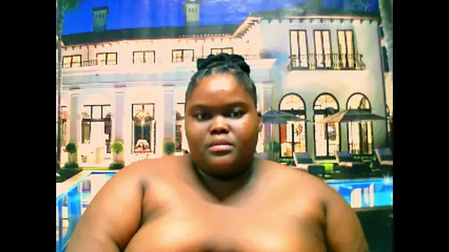 Snapshot of EbonyHotBuns chatting on 03.19.25 EbonyHotBuns online show from 03.19.25