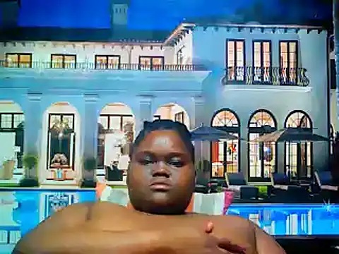 Snapshot of EbonyHotBuns chatting on 03.21.25 EbonyHotBuns online show from 03.21.25