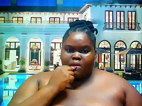 Snapshot of EbonyHotBuns chatting on 03.22.25 EbonyHotBuns online show from 03.22.25