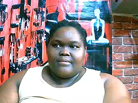 Snapshot of EbonyHotBuns chatting on 09.09.25 EbonyHotBuns online show from 09.09.25