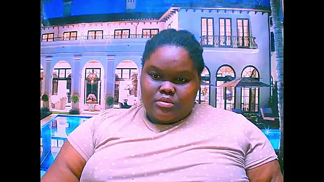 Snapshot of EbonyHotBuns chatting on 10.01.25 EbonyHotBuns online show from 10.01.25