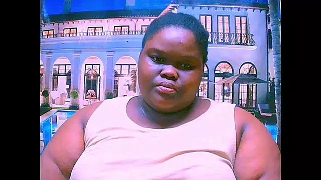 Snapshot of EbonyHotBuns chatting on 10.21.25 EbonyHotBuns online show from 10.21.25