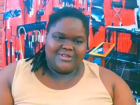 Snapshot of EbonyHotBuns chatting on 10.31.25 EbonyHotBuns online show from 10.31.25