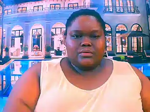 Snapshot of EbonyHotBuns chatting on 06.15.26 EbonyHotBuns online show from 06.15.26