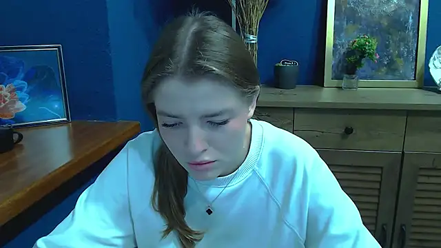 MissOliviaa  online show from 12.05.25