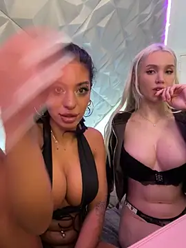 Snapshot of AlyssaHottv_ chatting on 02.18.26 AlyssaHottv online show from 02.18.26