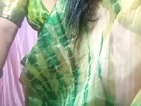 poojaxxx65 online show from 02.26.25