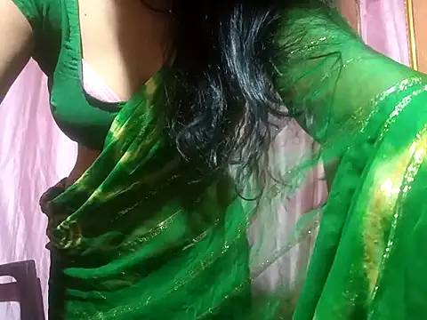 poojaxxx65 online show from 03.11.25