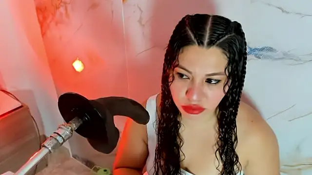 hade cute online show from 03.11.26