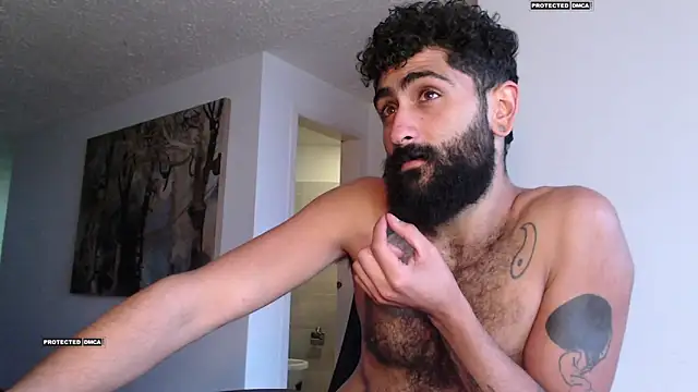 Snapshot of Drogamma chatting on 02.08.25 Drogamma online show from 02.08.25