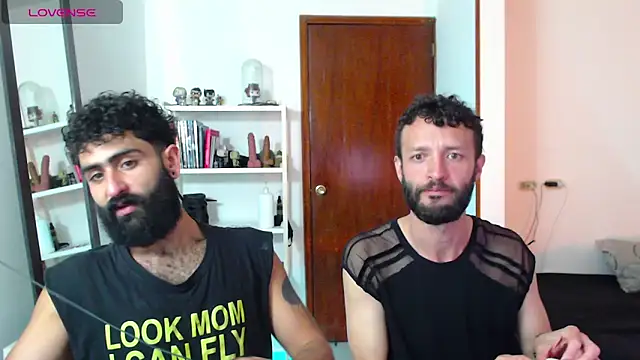 Snapshot of Drogamma chatting on 03.17.25 Drogamma online show from 03.17.25