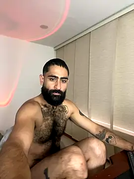 Snapshot of Drogamma chatting on 10.17.25 Drogamma online show from 10.17.25