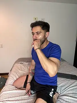 Snapshot of Drogamma chatting on 10.30.25 Drogamma online show from 10.30.25