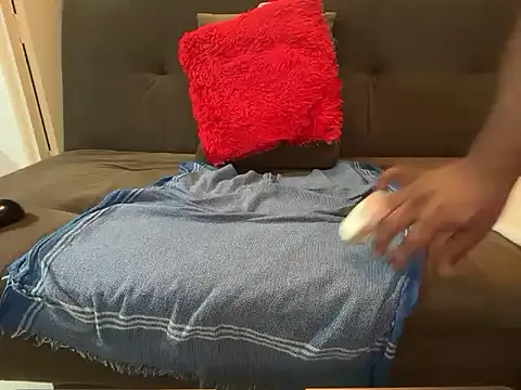 Snapshot of heartqqute26 chatting on 02.24.26 heartqqute26 online show from 02.24.26