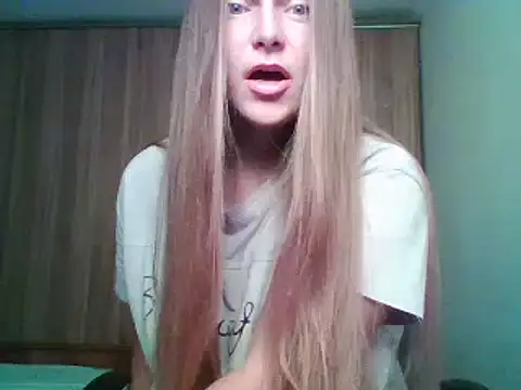 Evasapples online show from 10.02.25