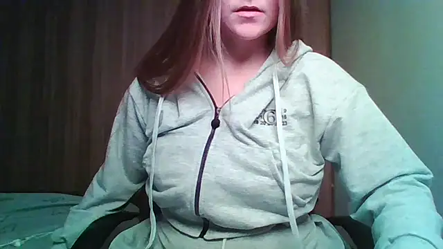 Evasapples online show from 11.15.25