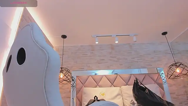 Snapshot of dorothy_vegga chatting on 03.04.25 dorothy vegga online show from 03.04.25